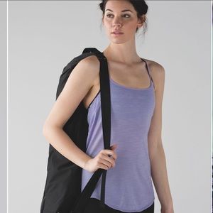 0722 Lululemon Lighten Up Tank size 4